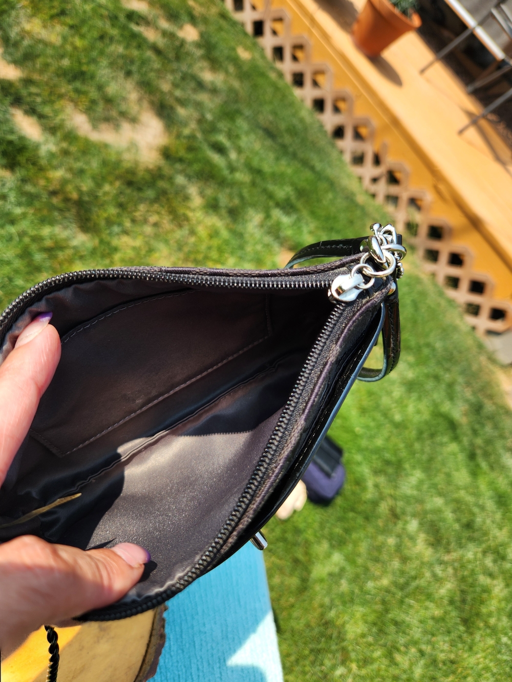 Coach Signature Canvas Wristlet With A Turnlock - Picture 7 of 8